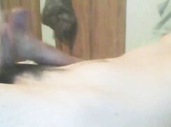 Teen jerks till orgasm