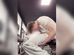 Blond Twink Gym Selfsuck