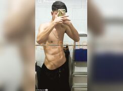 Young footballer gets a blowjob – rss_fox18