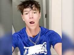 Jackson shows his cock and blows his load