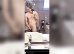 Sexy italian guy jerking