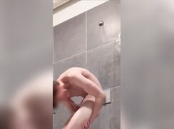 Twink Selfsuck In Gym Shower