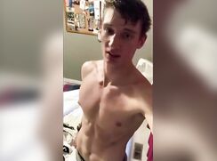 Basketball jock gets baited on snap
