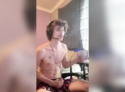 Gaming with friend