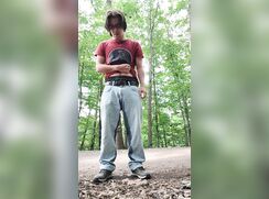 Piss boy can't hold it and wets his pants