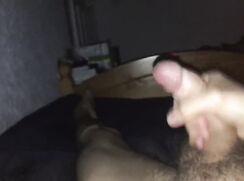 Wanking a cumshot out before i sleep #GTW08