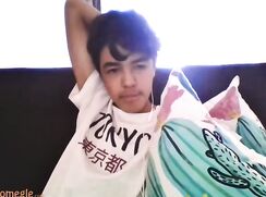 Cute Latino Twink Wank Cum