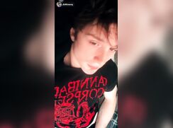 cute jb showink his cock on tt live