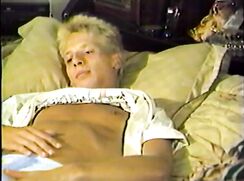Vintage porn: Blond boy jacking