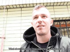 CH 723, Camera guy pays a young guy in a black hoodie, trying to get people to go int