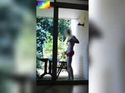 SW - Jerking off and cumming in the common garden of a hotel