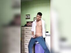 AHV - Cadet masturbating in restroom
