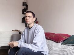 CH 773, Camera guy pays a young guy, who he is showing around a flat, in a light blue