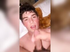 Éjaculations dans la bouche