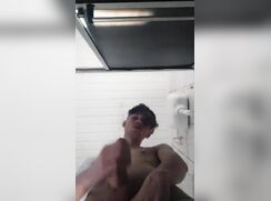 cute big cock cumming bate from bellow