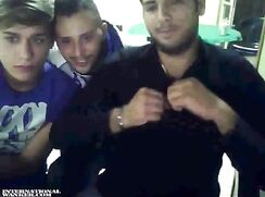 Friends on straight cam men