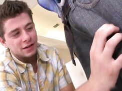 Une bonne grosse bite noire dans le cul