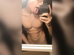Horny straight Italian boy.