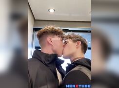 Chris fucks a pretty boy