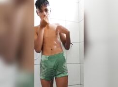 19yo 22cm STR8 Brazilian