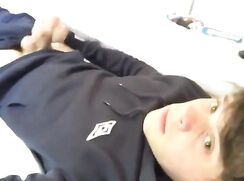 English lad sprays