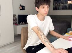 hot sexy twink camboy yoo_dee_ohh home show tube