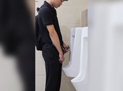 Asian cruiser flaunts erection