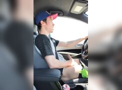 He got horney while driving