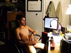 Yummy Josh Jerking