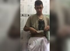 AHV - Arab cums on his hand