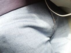 No.0191 Japanese university student public bulge
