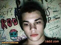 Old Cute lad wanking on Omegle