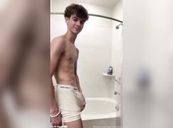 cute big vock jack shower fucking his bf