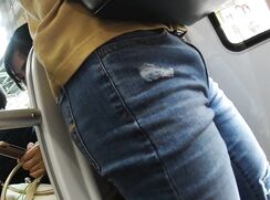 No.0271 Japanese college student public bulge