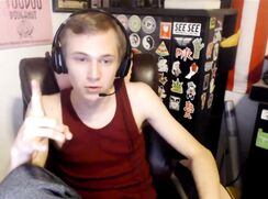 Blond kitten cum on webcam