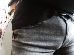 No.0243 Japanese college student public bulge