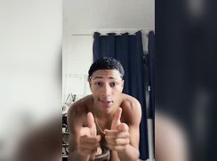 Rafael dançando funk pelado