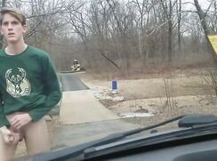 Twink Exhibitionist Jerks Outside