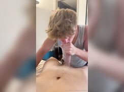 Horny Nox sucks friend