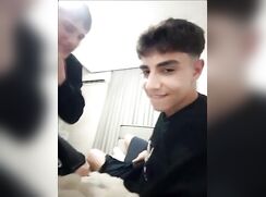 str8 friends turks showing off and cumming in call video