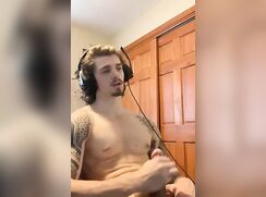 Horny nononowiem jerk off