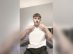 Hot straight twink stroke and cum .
