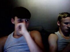 Teen Twunk Jerks Off On Webcam