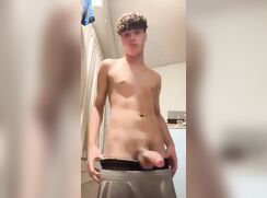 Cute Italian twink jerking.