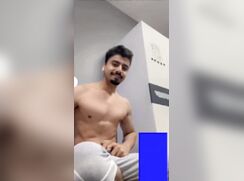 Arab reporter baited