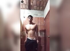 Latino dude strips and pumps out nice load