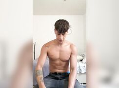 brazilian dude trying a new present