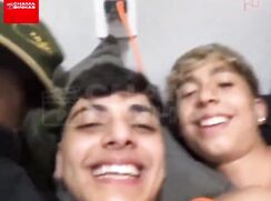 Amigos na Cam mostrando a pica Straight friends Cam show Dick
