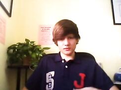 boy wanks and cums on webcam