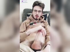 big cock nerdy dude cumming bate